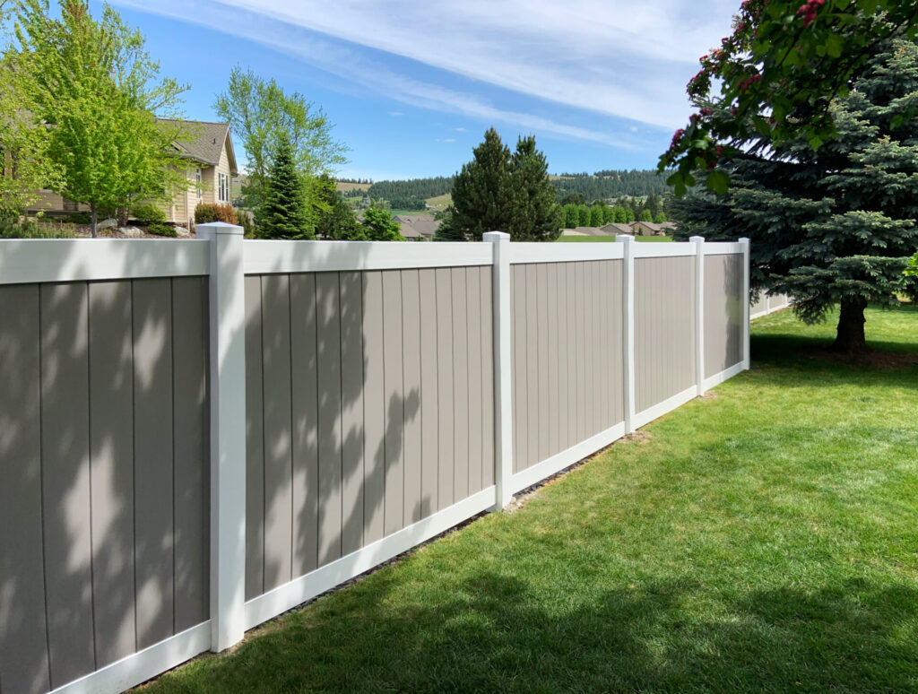 Vinyl fencing in Edmonton, Alberta