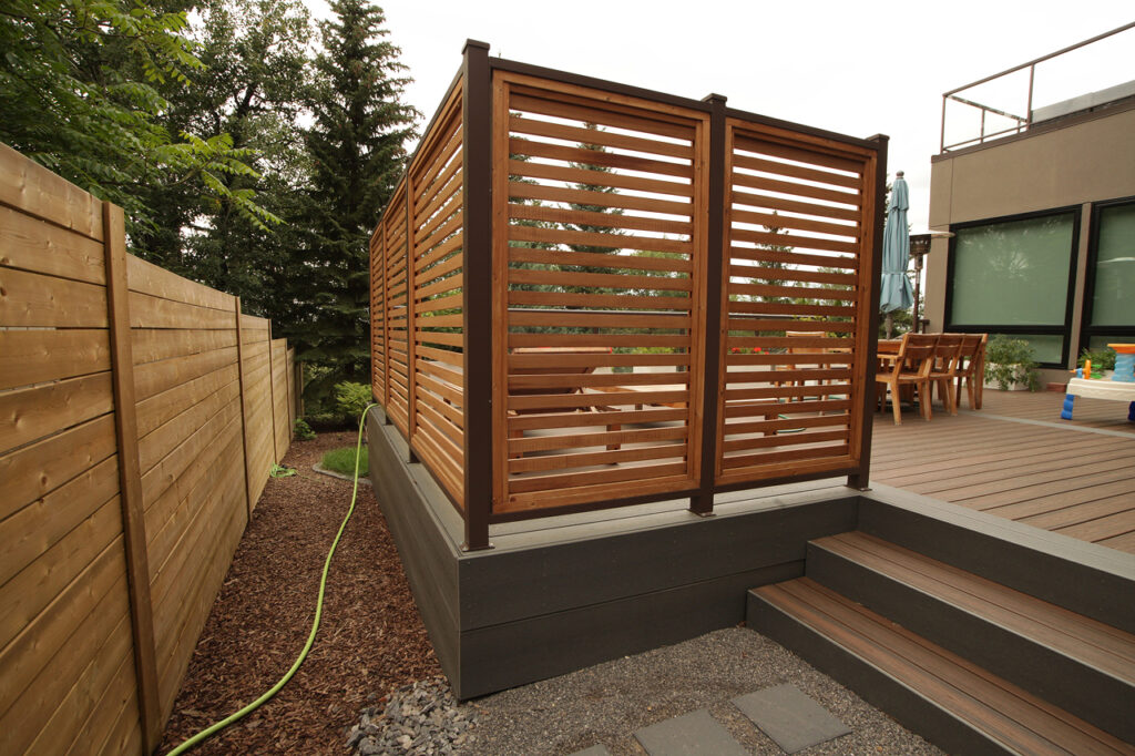 Edmonton fences, wood and pressure-treated